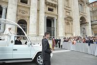 <br>Udienza Generale del 14 Aprile 2010<br><br> - (Copyright L'OSSERVATORE ROMANO - Servizio Fotografico - photo@ossrom.va)