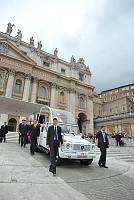 <br>Udienza Generale del 14 Aprile 2010<br><br> - (Copyright L'OSSERVATORE ROMANO - Servizio Fotografico - photo@ossrom.va)