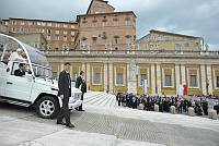 <br>Udienza Generale del 14 Aprile 2010<br><br> - (Copyright L'OSSERVATORE ROMANO - Servizio Fotografico - photo@ossrom.va)