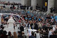 <br>Udienza Generale del 14 Aprile 2010<br><br> - (Copyright L'OSSERVATORE ROMANO - Servizio Fotografico - photo@ossrom.va)