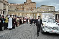 <br>Udienza Generale del 14 Aprile 2010<br><br> - (Copyright L'OSSERVATORE ROMANO - Servizio Fotografico - photo@ossrom.va)