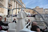 <br>Udienza Generale del 14 Aprile 2010<br><br> - (Copyright L'OSSERVATORE ROMANO - Servizio Fotografico - photo@ossrom.va)