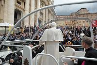 <br>Udienza Generale del 14 Aprile 2010<br><br> - (Copyright L'OSSERVATORE ROMANO - Servizio Fotografico - photo@ossrom.va)