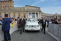 <br>Udienza Generale del 14 Aprile 2010<br><br> - (Copyright L'OSSERVATORE ROMANO - Servizio Fotografico - photo@ossrom.va)
