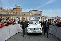 <br>Udienza Generale del 14 Aprile 2010<br><br> - (Copyright L'OSSERVATORE ROMANO - Servizio Fotografico - photo@ossrom.va)