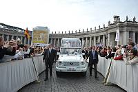 <br>Udienza Generale del 14 Aprile 2010<br><br> - (Copyright L'OSSERVATORE ROMANO - Servizio Fotografico - photo@ossrom.va)