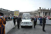 <br>Udienza Generale del 14 Aprile 2010<br><br> - (Copyright L'OSSERVATORE ROMANO - Servizio Fotografico - photo@ossrom.va)