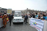<br>Udienza Generale del 14 Aprile 2010<br><br> - (Copyright L'OSSERVATORE ROMANO - Servizio Fotografico - photo@ossrom.va)