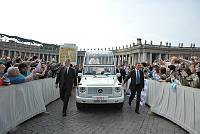 <br>Udienza Generale del 14 Aprile 2010<br><br> - (Copyright L'OSSERVATORE ROMANO - Servizio Fotografico - photo@ossrom.va)