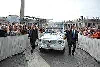 <br>Udienza Generale del 14 Aprile 2010<br><br> - (Copyright L'OSSERVATORE ROMANO - Servizio Fotografico - photo@ossrom.va)