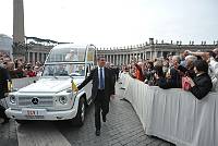 <br>Udienza Generale del 14 Aprile 2010<br><br> - (Copyright L'OSSERVATORE ROMANO - Servizio Fotografico - photo@ossrom.va)