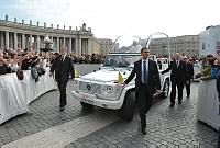 <br>Udienza Generale del 14 Aprile 2010<br><br> - (Copyright L'OSSERVATORE ROMANO - Servizio Fotografico - photo@ossrom.va)