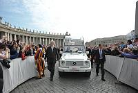 <br>Udienza Generale del 14 Aprile 2010<br><br> - (Copyright L'OSSERVATORE ROMANO - Servizio Fotografico - photo@ossrom.va)