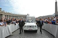 <br>Udienza Generale del 14 Aprile 2010<br><br> - (Copyright L'OSSERVATORE ROMANO - Servizio Fotografico - photo@ossrom.va)