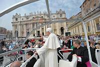 <br>Udienza Generale del 14 Aprile 2010<br><br> - (Copyright L'OSSERVATORE ROMANO - Servizio Fotografico - photo@ossrom.va)