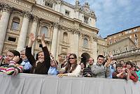 <br>Udienza Generale del 14 Aprile 2010<br><br> - (Copyright L'OSSERVATORE ROMANO - Servizio Fotografico - photo@ossrom.va)