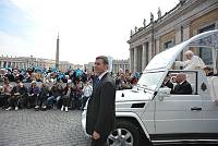 <br>Udienza Generale del 14 Aprile 2010<br><br> - (Copyright L'OSSERVATORE ROMANO - Servizio Fotografico - photo@ossrom.va)