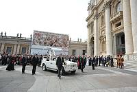 <br>Udienza Generale del 14 Aprile 2010<br><br> - (Copyright L'OSSERVATORE ROMANO - Servizio Fotografico - photo@ossrom.va)