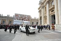 <br>Udienza Generale del 14 Aprile 2010<br><br> - (Copyright L'OSSERVATORE ROMANO - Servizio Fotografico - photo@ossrom.va)
