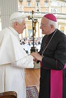 <br>Udienza Generale del 14 Aprile 2010<br><br> - (Copyright L'OSSERVATORE ROMANO - Servizio Fotografico - photo@ossrom.va)