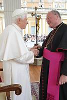 <br>Udienza Generale del 14 Aprile 2010<br><br> - (Copyright L'OSSERVATORE ROMANO - Servizio Fotografico - photo@ossrom.va)