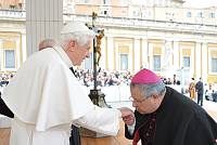 <br>Udienza Generale del 14 Aprile 2010<br><br> - (Copyright L'OSSERVATORE ROMANO - Servizio Fotografico - photo@ossrom.va)