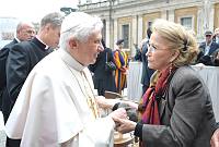 <br>Udienza Generale del 14 Aprile 2010<br><br> - (Copyright L'OSSERVATORE ROMANO - Servizio Fotografico - photo@ossrom.va)