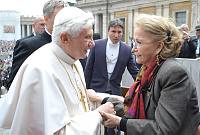 <br>Udienza Generale del 14 Aprile 2010<br><br> - (Copyright L'OSSERVATORE ROMANO - Servizio Fotografico - photo@ossrom.va)