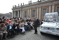 <br>Udienza Generale del 14 Aprile 2010<br><br> - (Copyright L'OSSERVATORE ROMANO - Servizio Fotografico - photo@ossrom.va)