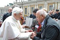 <br>Udienza Generale del 14 Aprile 2010<br><br> - (Copyright L'OSSERVATORE ROMANO - Servizio Fotografico - photo@ossrom.va)
