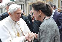 <br>Udienza Generale del 14 Aprile 2010<br><br> - (Copyright L'OSSERVATORE ROMANO - Servizio Fotografico - photo@ossrom.va)