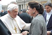<br>Udienza Generale del 14 Aprile 2010<br><br> - (Copyright L'OSSERVATORE ROMANO - Servizio Fotografico - photo@ossrom.va)