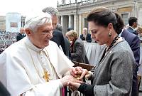 <br>Udienza Generale del 14 Aprile 2010<br><br> - (Copyright L'OSSERVATORE ROMANO - Servizio Fotografico - photo@ossrom.va)