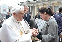 <br>Udienza Generale del 14 Aprile 2010<br><br> - (Copyright L'OSSERVATORE ROMANO - Servizio Fotografico - photo@ossrom.va)