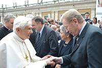 <br>Udienza Generale del 14 Aprile 2010<br><br> - (Copyright L'OSSERVATORE ROMANO - Servizio Fotografico - photo@ossrom.va)