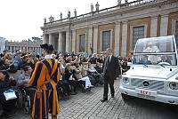 <br>Udienza Generale del 14 Aprile 2010<br><br> - (Copyright L'OSSERVATORE ROMANO - Servizio Fotografico - photo@ossrom.va)