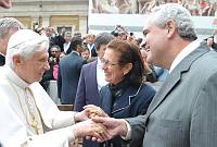<br>Udienza Generale del 14 Aprile 2010<br><br> - (Copyright L'OSSERVATORE ROMANO - Servizio Fotografico - photo@ossrom.va)