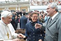 <br>Udienza Generale del 14 Aprile 2010<br><br> - (Copyright L'OSSERVATORE ROMANO - Servizio Fotografico - photo@ossrom.va)