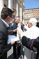 <br>UDIENZA GENERALE<br><br> - (Copyright L'OSSERVATORE ROMANO - Servizio Fotografico - photo@ossrom.va)