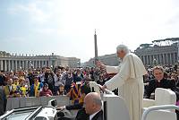 <br>UDIENZA GENERALE<br><br> - (Copyright L'OSSERVATORE ROMANO - Servizio Fotografico - photo@ossrom.va)