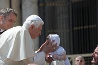 <br>UDIENZA GENERALE<br><br> - (Copyright L'OSSERVATORE ROMANO - Servizio Fotografico - photo@ossrom.va)