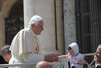 <br>UDIENZA GENERALE<br><br> - (Copyright L'OSSERVATORE ROMANO - Servizio Fotografico - photo@ossrom.va)