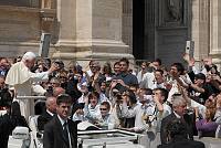 <br>UDIENZA GENERALE<br><br> - (Copyright L'OSSERVATORE ROMANO - Servizio Fotografico - photo@ossrom.va)
