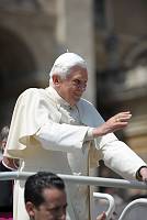 <br>UDIENZA GENERALE<br><br> - (Copyright L'OSSERVATORE ROMANO - Servizio Fotografico - photo@ossrom.va)