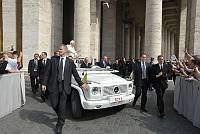 <br>UDIENZA GENERALE<br><br> - (Copyright L'OSSERVATORE ROMANO - Servizio Fotografico - photo@ossrom.va)