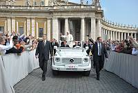 <br>UDIENZA GENERALE<br><br> - (Copyright L'OSSERVATORE ROMANO - Servizio Fotografico - photo@ossrom.va)