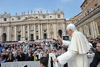 <br>UDIENZA GENERALE<br><br> - (Copyright L'OSSERVATORE ROMANO - Servizio Fotografico - photo@ossrom.va)