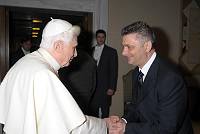 File name            	:DSC_5485.JPG<br>File size            	:2.0MB(2140615Bytes)<br>Date taken           	:2010/02/03 12:11:29<br>Image size           	:3216 x 2136<br>Resolution           	:300 x 300 dpi<br>Number of bits       	:8bit/channel<br>Protection attribute 	:Off<br>Hide Attribute       	:Off<br>Camera ID            	:N/A<br>Camera               	:NIKON D300<br>Quality mode         	:N/A<br>Metering mode        	:Center-weighted<br>Exposure mode        	:Manual<br>Speed light          	:No<br>Focal length         	:24 mm<br>Shutter speed        	:1/200second<br>Aperture             	:F3.5<br>Exposure compensation	:0 EV<br>White Balance        	:N/A<br>Lens                 	:N/A<br>Flash sync mode      	:N/A<br>Exposure difference  	:N/A<br>Flexible program     	:N/A<br>Sensitivity          	:N/A<br>Sharpening           	:N/A<br>Image Type           	:Color<br>Color Mode           	:N/A<br>Hue adjustment       	:N/A<br>Saturation Control   	:N/A<br>Tone compensation    	:N/A<br>Latitude(GPS)        	:N/A<br>Longitude(GPS)       	:N/A<br>Altitude(GPS)        	:N/A