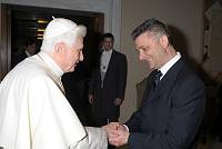 File name            	:DSC_5488.JPG<br>File size            	:2.1MB(2177059Bytes)<br>Date taken           	:2010/02/03 12:11:31<br>Image size           	:3216 x 2136<br>Resolution           	:300 x 300 dpi<br>Number of bits       	:8bit/channel<br>Protection attribute 	:Off<br>Hide Attribute       	:Off<br>Camera ID            	:N/A<br>Camera               	:NIKON D300<br>Quality mode         	:N/A<br>Metering mode        	:Center-weighted<br>Exposure mode        	:Manual<br>Speed light          	:No<br>Focal length         	:24 mm<br>Shutter speed        	:1/200second<br>Aperture             	:F3.5<br>Exposure compensation	:0 EV<br>White Balance        	:N/A<br>Lens                 	:N/A<br>Flash sync mode      	:N/A<br>Exposure difference  	:N/A<br>Flexible program     	:N/A<br>Sensitivity          	:N/A<br>Sharpening           	:N/A<br>Image Type           	:Color<br>Color Mode           	:N/A<br>Hue adjustment       	:N/A<br>Saturation Control   	:N/A<br>Tone compensation    	:N/A<br>Latitude(GPS)        	:N/A<br>Longitude(GPS)       	:N/A<br>Altitude(GPS)        	:N/A