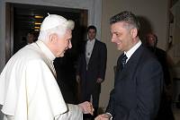 File name            	:DSC_5490.JPG<br>File size            	:2.1MB(2153678Bytes)<br>Date taken           	:2010/02/03 12:11:33<br>Image size           	:3216 x 2136<br>Resolution           	:300 x 300 dpi<br>Number of bits       	:8bit/channel<br>Protection attribute 	:Off<br>Hide Attribute       	:Off<br>Camera ID            	:N/A<br>Camera               	:NIKON D300<br>Quality mode         	:N/A<br>Metering mode        	:Center-weighted<br>Exposure mode        	:Manual<br>Speed light          	:No<br>Focal length         	:24 mm<br>Shutter speed        	:1/200second<br>Aperture             	:F3.5<br>Exposure compensation	:0 EV<br>White Balance        	:N/A<br>Lens                 	:N/A<br>Flash sync mode      	:N/A<br>Exposure difference  	:N/A<br>Flexible program     	:N/A<br>Sensitivity          	:N/A<br>Sharpening           	:N/A<br>Image Type           	:Color<br>Color Mode           	:N/A<br>Hue adjustment       	:N/A<br>Saturation Control   	:N/A<br>Tone compensation    	:N/A<br>Latitude(GPS)        	:N/A<br>Longitude(GPS)       	:N/A<br>Altitude(GPS)        	:N/A